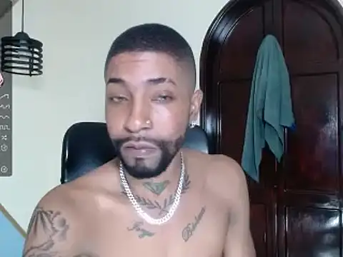 Snapshot of kilian_xx chatting on 02/11/25, 12:58 kilian xx online show from 02/11/25, 12:58