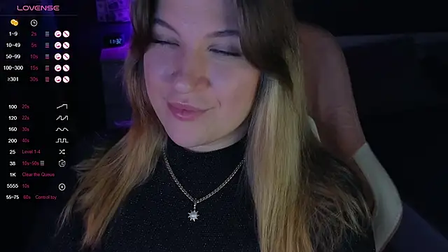 Snapshot of Fairy__Sofia chatting on 12/04/24, 08:34 Fairy Sofia online show from 12/04/24, 08:34