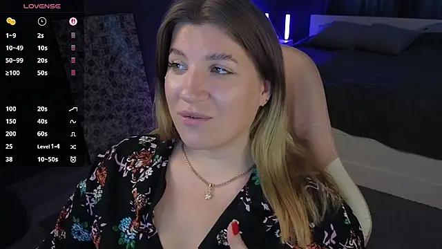 Snapshot of Fairy__Sofia chatting on 02/25/25, 11:41 Fairy Sofia online show from 02/25/25, 11:41