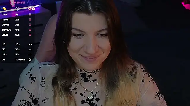 Snapshot of Fairy__Sofia chatting on 11/06/25, 11:44 Fairy Sofia online show from 11/06/25, 11:44