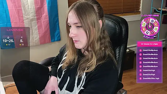 luluvaladon online show from 09/19/25, 02:57