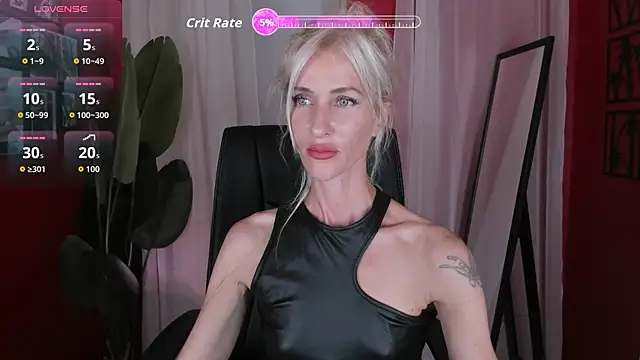 Snapshot of CindySw chatting on 07/05/26, 10:11 CindySw online show from 07/05/26, 10:11