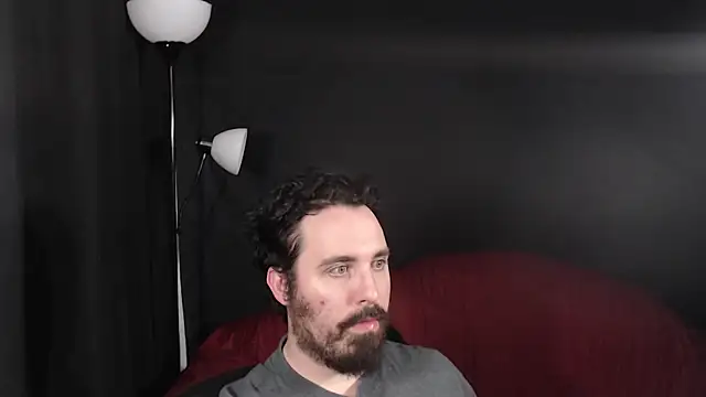 Snapshot of Metalstud chatting on 01/03/25, 05:50 Metalstud online show from 01/03/25, 05:50