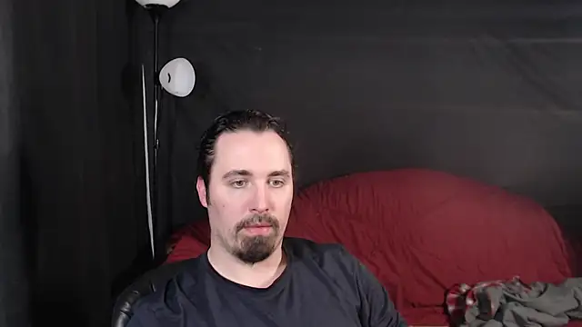 Snapshot of Metalstud chatting on 01/17/25, 12:31 Metalstud online show from 01/17/25, 12:31