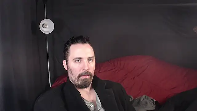 Snapshot of Metalstud chatting on 02/21/25, 02:06 Metalstud online show from 02/21/25, 02:06