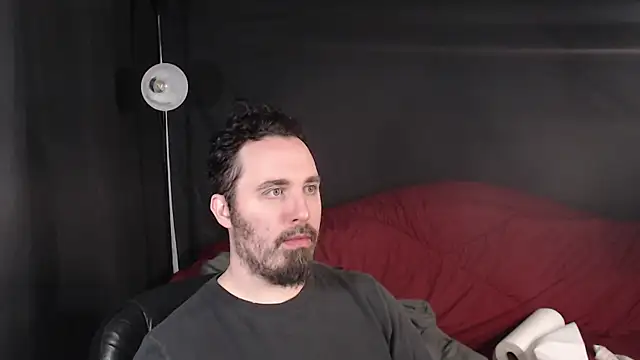 Snapshot of Metalstud chatting on 03/02/25, 03:45 Metalstud online show from 03/02/25, 03:45