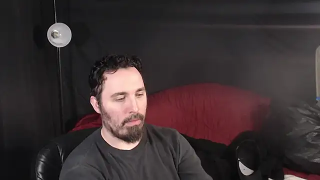 Snapshot of Metalstud chatting on 03/07/25, 03:51 Metalstud online show from 03/07/25, 03:51