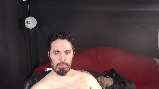 Snapshot of Metalstud chatting on 03/10/25, 05:33 Metalstud online show from 03/10/25, 05:33