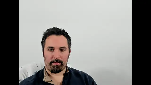 Snapshot of Metalstud chatting on 11/23/25, 03:50 Metalstud online show from 11/23/25, 03:50