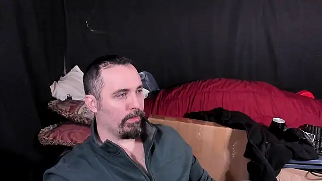 Snapshot of Metalstud chatting on 01/14/26, 05:51 Metalstud online show from 01/14/26, 05:51