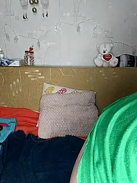 Snapshot of Katti_Kissa chatting on 12/01/25, 04:12 Katti Kissa online show from 12/01/25, 04:12