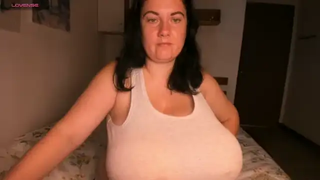 alisiaparril online show from 11/23/25, 09:31