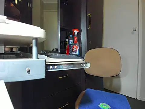 Angelchezcka online show from 04/04/26, 05:16