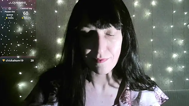 MarieODahliaS online show from 12/18/25, 12:22