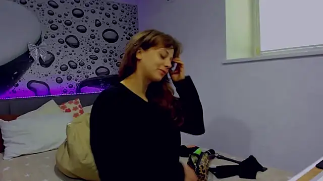 AlmaFancy online show from 02/27/26, 07:08