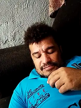 Snapshot of tarra122 chatting on 02/18/26, 03:30 tarra122 online show from 02/18/26, 03:30