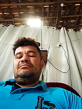 Snapshot of tarra122 chatting on 03/02/26, 02:13 tarra122 online show from 03/02/26, 02:13