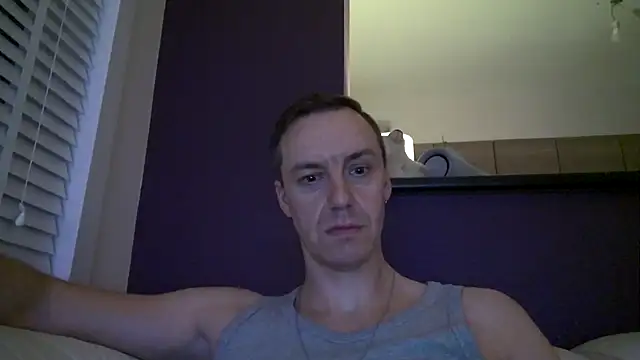 Snapshot of ploki2180 chatting on 02/09/25, 06:05 ploki2180 online show from 02/09/25, 06:05