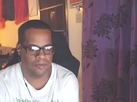 thesugar32 online show from 10/09/25, 02:09