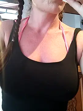 LilliThelo online show from 02/25/25, 09:24