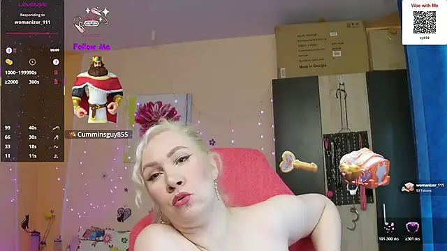 MissLexyGold online show from 10/23/25, 01:10