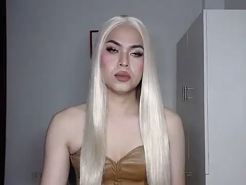 MistressLuna1 online show from 10/03/25, 01:30