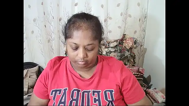 Snapshot of Indiantasha chatting on 04/23/26, 04:09 Indiantasha online show from 04/23/26, 04:09