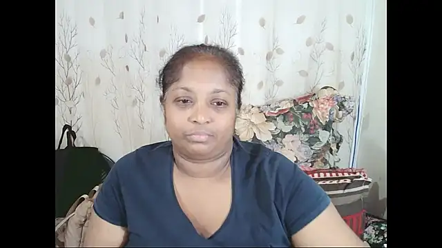 Snapshot of Indiantasha chatting on 04/24/26, 04:09 Indiantasha online show from 04/24/26, 04:09