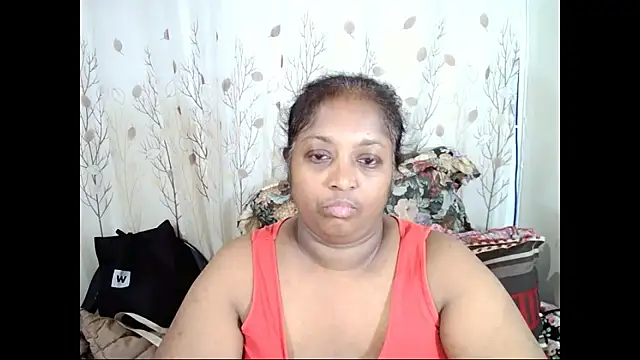 Snapshot of Indiantasha chatting on 04/26/26, 03:42 Indiantasha online show from 04/26/26, 03:42