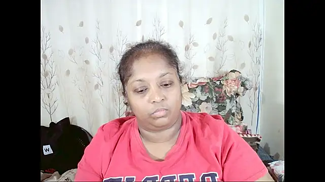 Snapshot of Indiantasha chatting on 04/27/26, 03:54 Indiantasha online show from 04/27/26, 03:54