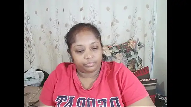 Snapshot of Indiantasha chatting on 05/07/26, 03:50 Indiantasha online show from 05/07/26, 03:50
