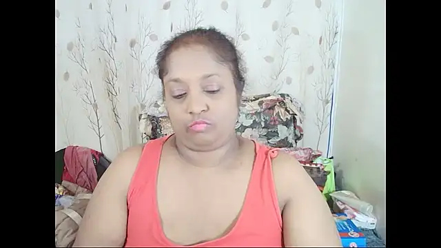 Snapshot of Indiantasha chatting on 05/09/26, 08:52 Indiantasha online show from 05/09/26, 08:52