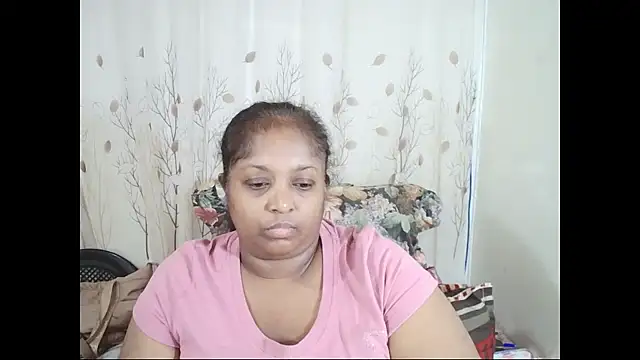 Snapshot of Indiantasha chatting on 05/18/26, 03:29 Indiantasha online show from 05/18/26, 03:29