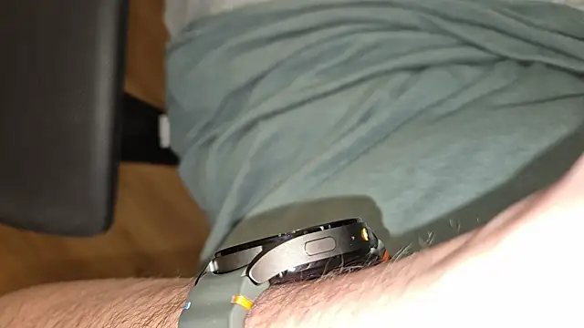 -luckybong- online show from 02/21/25, 09:11