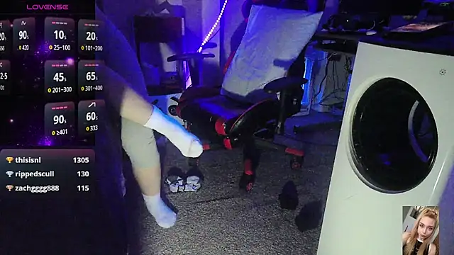 Blondiewithanass online show from 11/25/25, 02:39