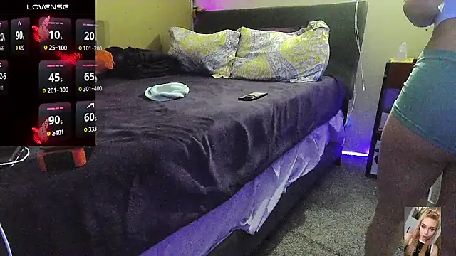 Blondiewithanass online show from 03/19/26, 06:39