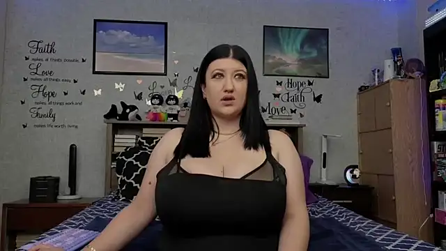 Rayna online show from 01/09/25, 12:57