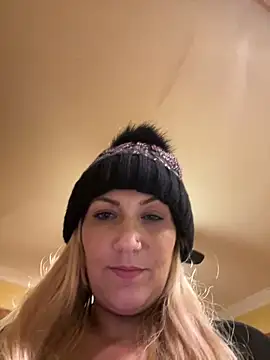 LittleMissEeve online show from 02/20/25, 05:07