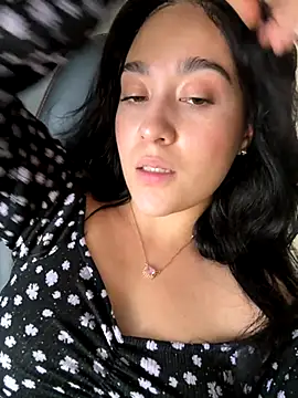 Nina lovi online show from 12/02/25, 09:54