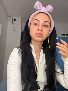 MeganHopeX online show from 12/12/24, 06:03