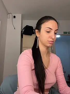 MeganHopeX online show from 12/18/24, 06:32