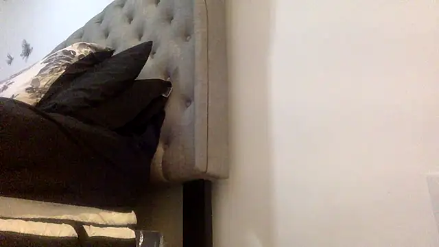 Snapshot of pinksugarxx chatting on 11/14/25, 04:33 pinksugarxx online show from 11/14/25, 04:33