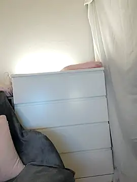 Snapshot of Fuck-Gina chatting on 07/18/26, 10:35 Fuck-Gina online show from 07/18/26, 10:35