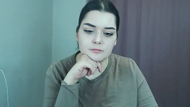 ohhhMie online show from 12/18/24, 06:14