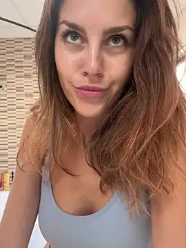 nicole 98 online show from 07/04/26, 01:50