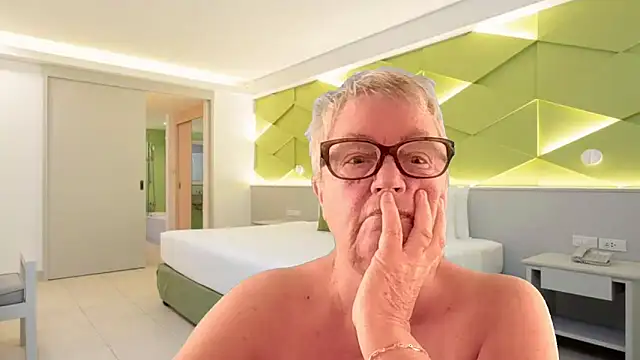 GrannyChrissy68 online show from 03/27/26, 01:11