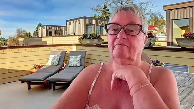 GrannyChrissy68 online show from 07/20/26, 01:24