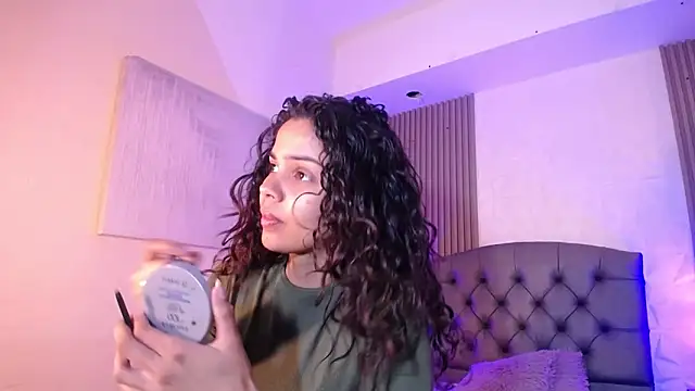 ximena diaz online show from 02/20/25, 08:47