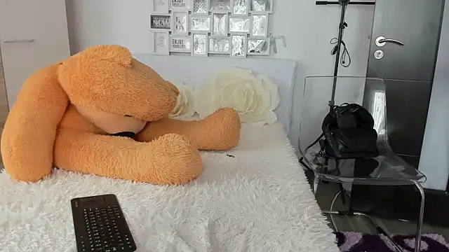 sweetemy4u online show from 02/18/25, 11:33