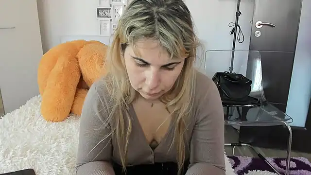 sweetemy4u online show from 03/04/25, 09:51